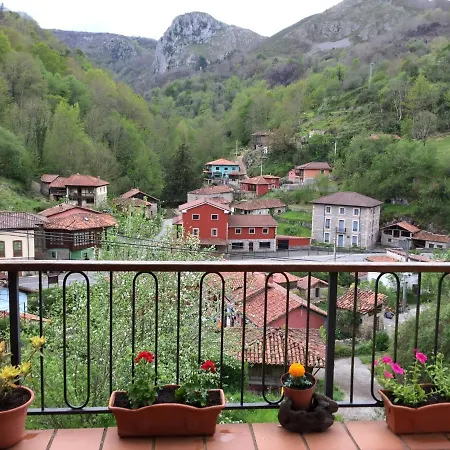 El Mirador * Onís